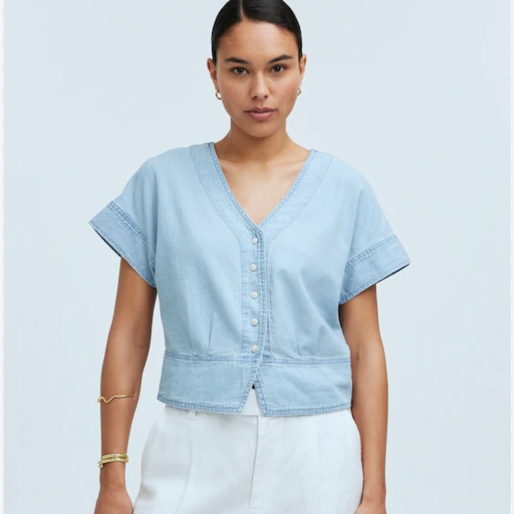 Madewell Denim Short Sleeve Pleated Top in Doral Wash Medium NWOT